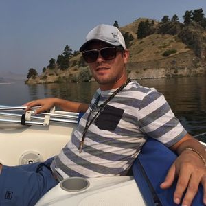 Meet your Posher, Evan